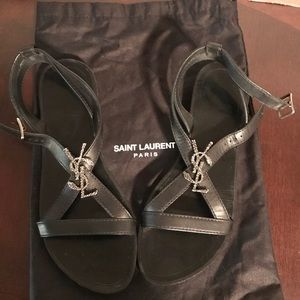 Saint Laurent YSL monogram Nu Pieds  Black sandals